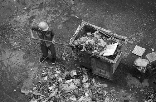 Professional office clearance team at work in Nottinghill