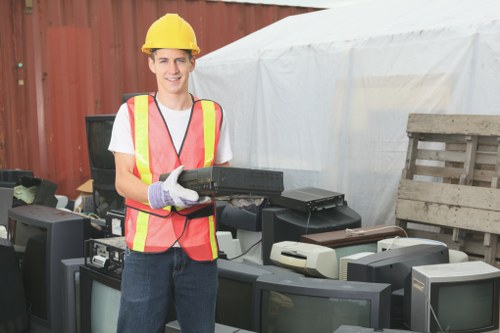 Residential and commercial waste collection in Nottinghill